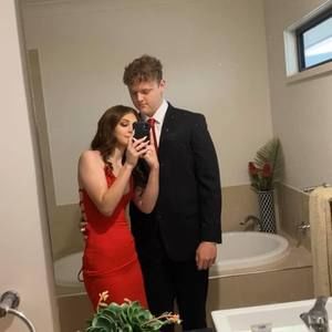 Meet your Posher, Zoe